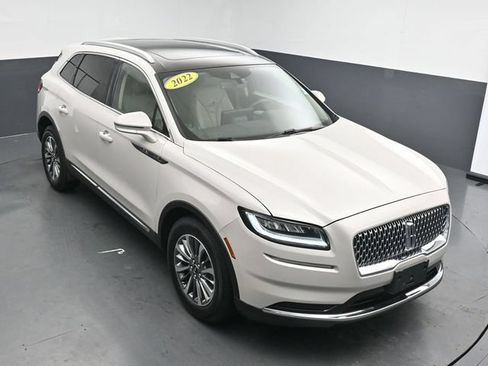 Used 2022 Lincoln Nautilus Reserve AWD/4WD image 21