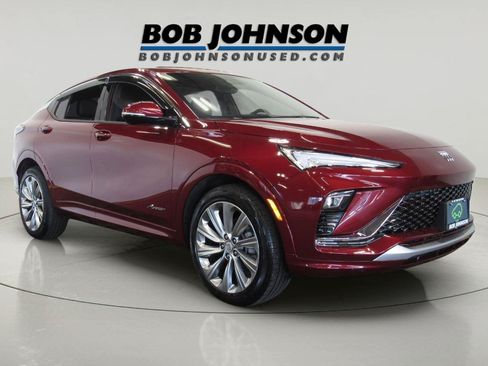 Certified 2025 Buick Envista Avenir FWD image 1