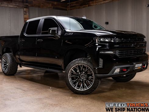 Used 2021 Chevrolet Silverado 1500 LT Trail Boss w/ Convenience Package II image 1