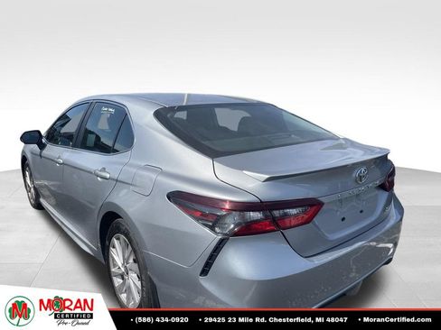Used 2024 Toyota Camry SE FWD image 5