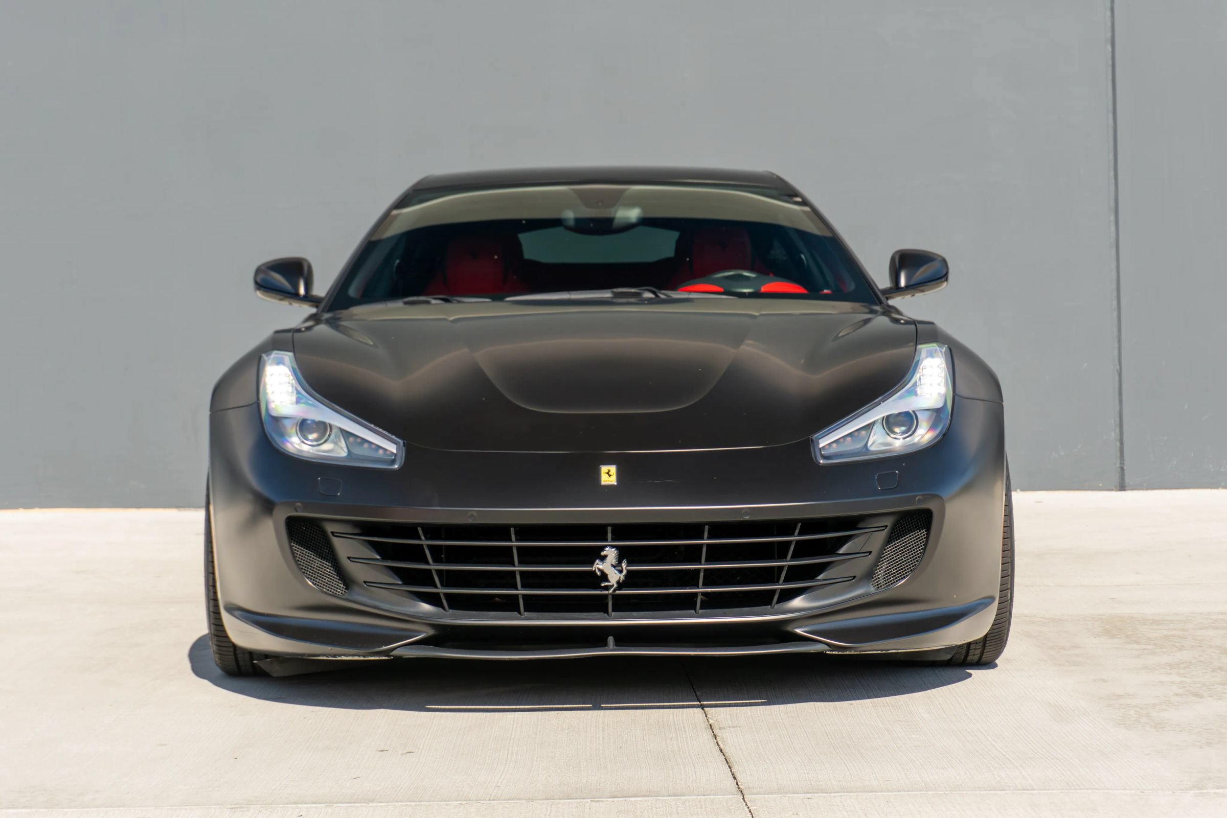 Used 2019 Ferrari GTC4Lusso T RWD image 4