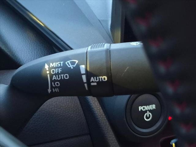 Used 2026 Toyota Prius Plug-In Hybrid FWD image 10