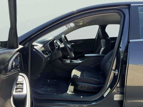 Used 2016 Chevrolet Malibu LT FWD image 20