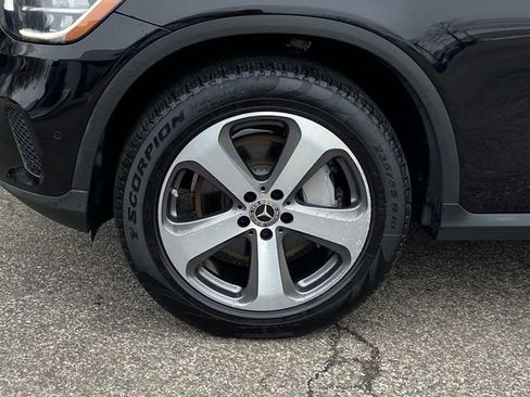 Used 2020 Mercedes-Benz GLC 300 4MATIC image 9