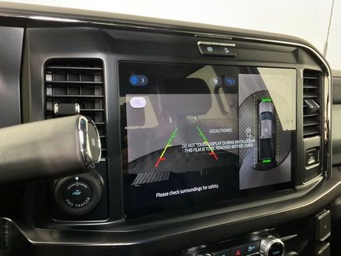 New 2026 Ford F250 Lariat w/ Black Appearance Package image 23