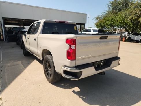 Used 2026 Chevrolet Silverado 1500 Custom RWD image 4