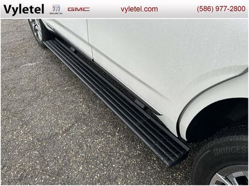 Certified 2023 GMC Yukon Denali Ultimate image 10