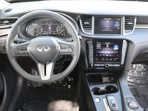Certified 2023 INFINITI QX50 Luxe FWD image 20