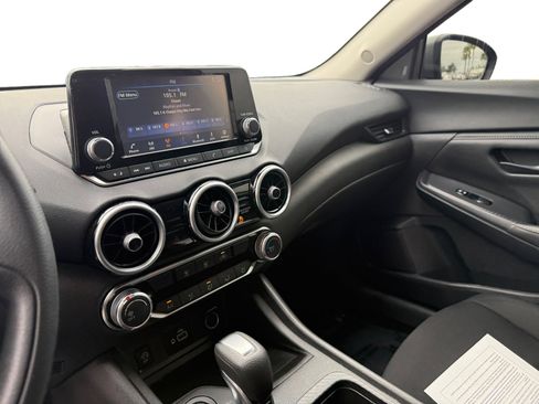 Used 2024 Nissan Sentra S image 12