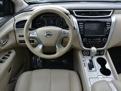 Used 2016 Nissan Murano Platinum w/ Platinum Technology Package AWD/4WD image 12