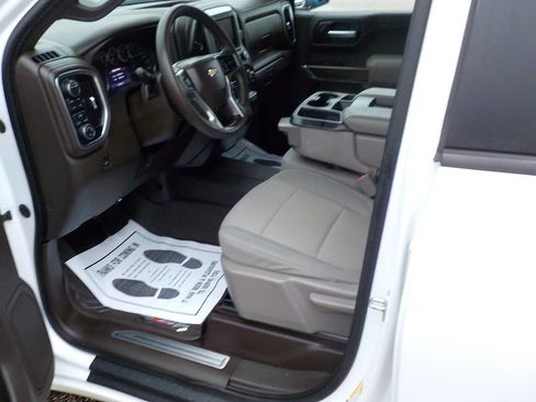 Used 2020 Chevrolet Silverado 1500 LT image 11