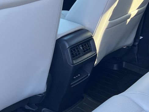 Used 2025 Honda CR-V EX-L image 23