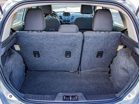 Used 2019 Ford Fiesta SE w/ Equipment Group 201A image 14