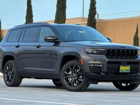 New 2025 Jeep Grand Cherokee L Limited image 2