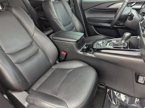 Used 2022 MAZDA CX-9 Touring image 8