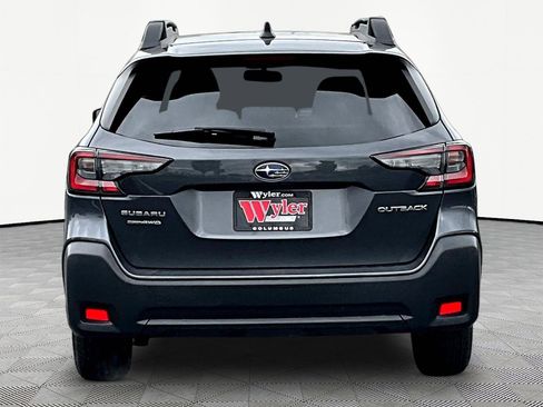 Used 2024 Subaru Outback Premium AWD/4WD image 5