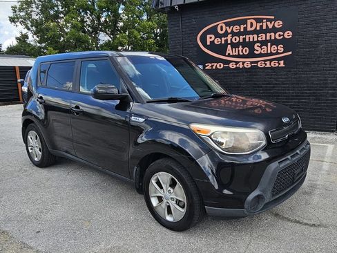 Used 2016 Kia Soul FWD image 1