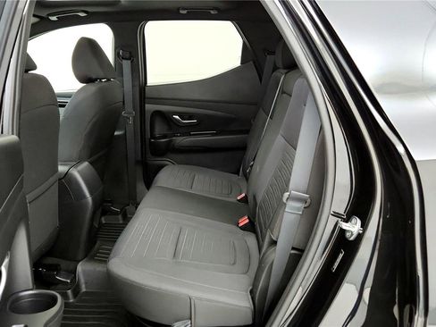 Used 2022 Hyundai Santa Cruz SEL Premium image 32