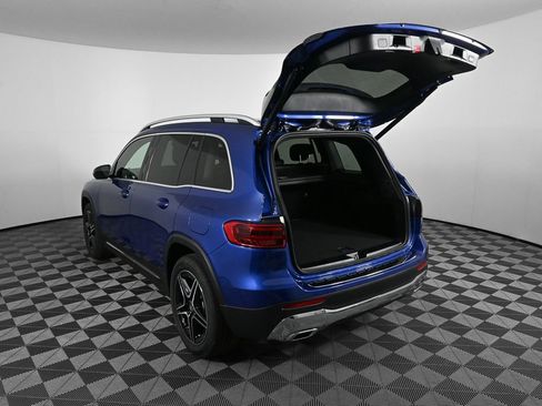 New 2026 Mercedes-Benz GLB 250 image 32