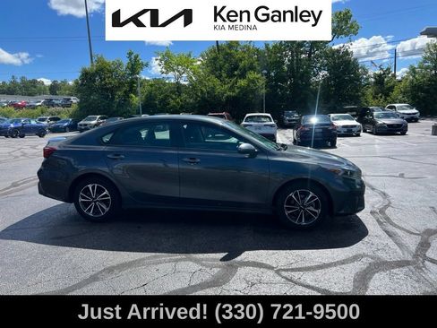 Certified 2024 Kia Forte LXS FWD image 4