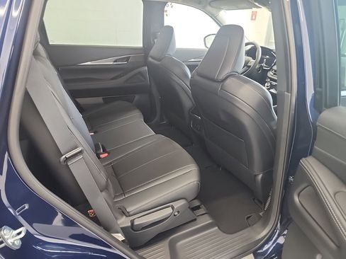 Certified 2026 INFINITI QX60 Pure w/ Cargo Package image 11