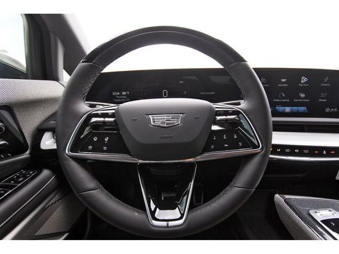 New 2027 Cadillac Optiq Luxury AWD/4WD image 13