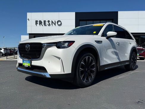 Certified 2024 MAZDA CX-90 Plug-In Hybrid w/ Premium Plus AWD/4WD image 4