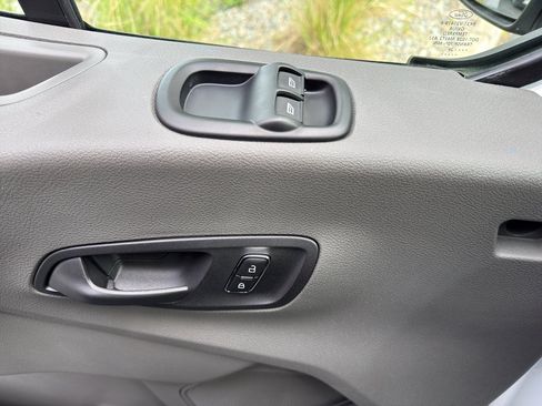 New 2026 Ford Transit 250 148 Medium Roof Extended AWD image 19