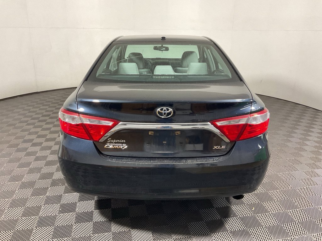 Used 2017 Toyota Camry XLE w/ Convenience Package FWD image 12