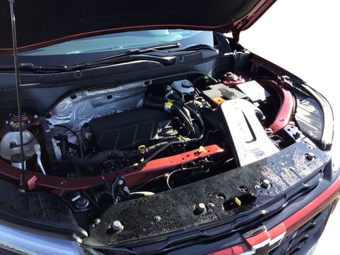 Used 2024 Chevrolet Trax ACTIV w/ Driver Confidence Package image 11