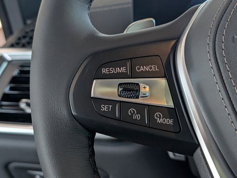 New 2026 BMW X5 xDrive50e w/ Executive Package image 19