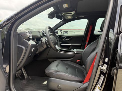 Certified 2025 Mercedes-Benz GLC 43 AMG 4MATIC image 5