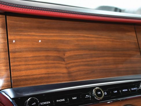 Used 2021 Bentley Continental GT image 17