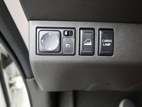 Used 2018 Nissan Frontier PRO-4X AWD/4WD image 17