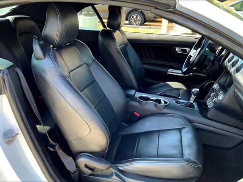 Used 2022 Ford Mustang Premium image 15