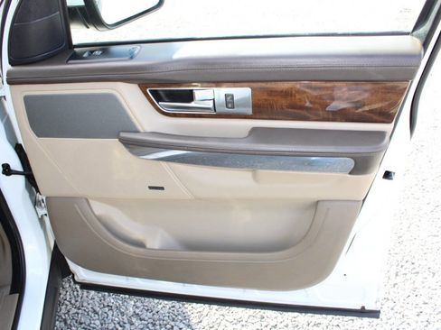 Used 2011 Land Rover Range Rover Sport HSE LUX image 23