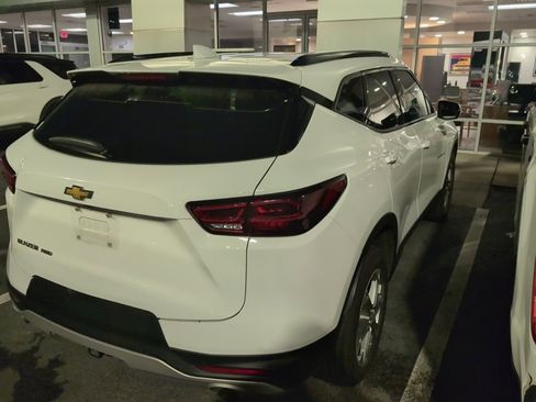 Used 2023 Chevrolet Blazer LT image 4