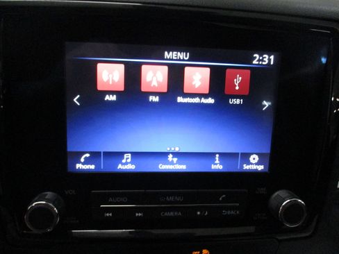 Used 2022 Nissan Frontier SV AWD/4WD image 13