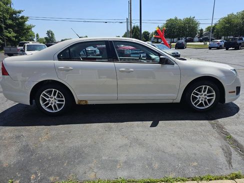 Used 2010 Ford Fusion S image 7