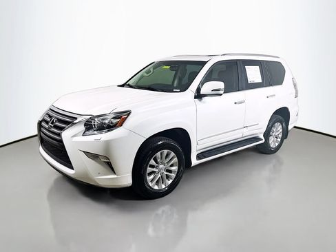 Used 2016 Lexus GX 460 w/ Premium Package AWD/4WD image 3
