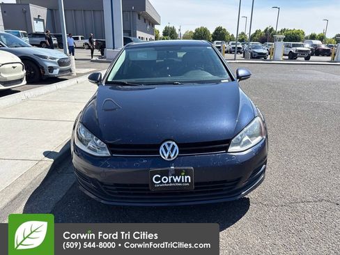 Used 2015 Volkswagen Golf S FWD image 10