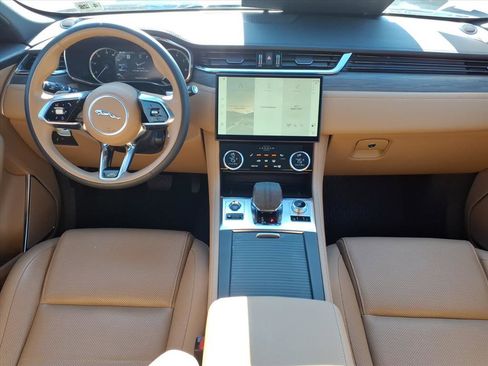 Certified 2023 Jaguar F-PACE S image 4