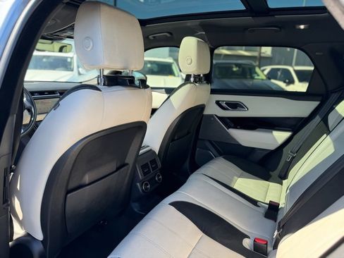 Used 2019 Land Rover Range Rover Velar R-Dynamic SE AWD/4WD image 16