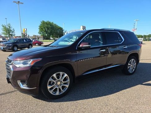 Used 2020 Chevrolet Traverse Premier AWD/4WD image 6