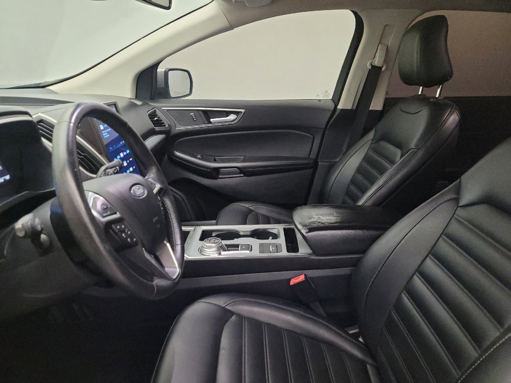 Used 2021 Ford Edge SEL AWD/4WD image 17