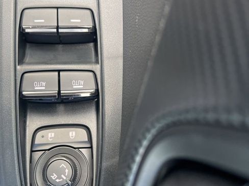 Certified 2024 Subaru Crosstrek 2.0i Premium image 25