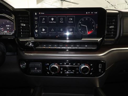 Used 2025 GMC Sierra 1500 SLT w/ SLT Premium Plus Package AWD/4WD image 18
