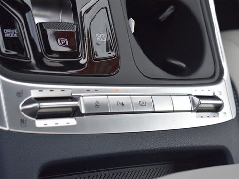 New 2026 Kia Carnival SX Prestige image 30