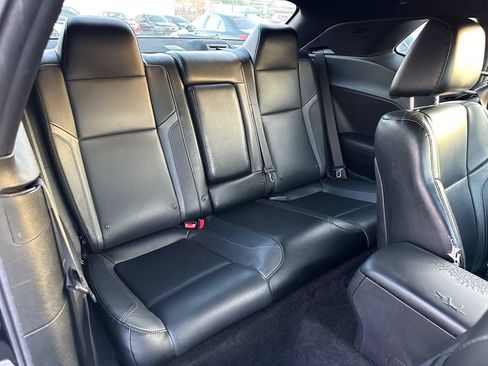 Used 2016 Dodge Challenger SXT Plus RWD image 25