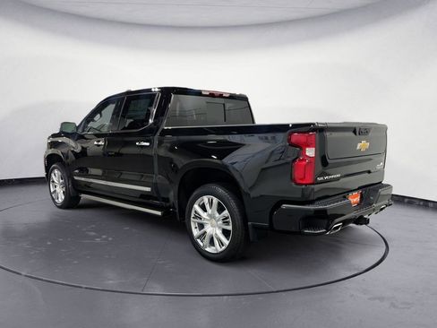 New 2026 Chevrolet Silverado 1500 High Country AWD/4WD image 7